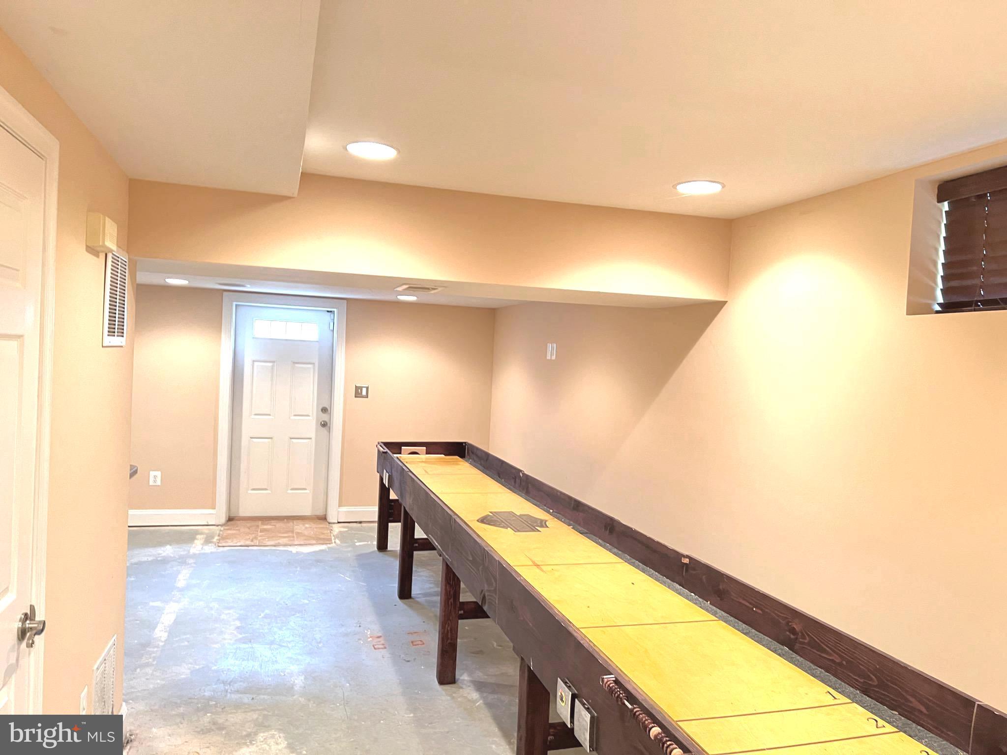 HAMILTON - Residential