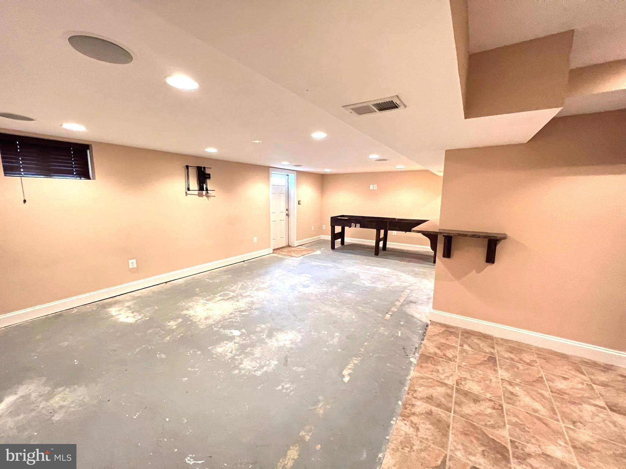 HAMILTON - Residential