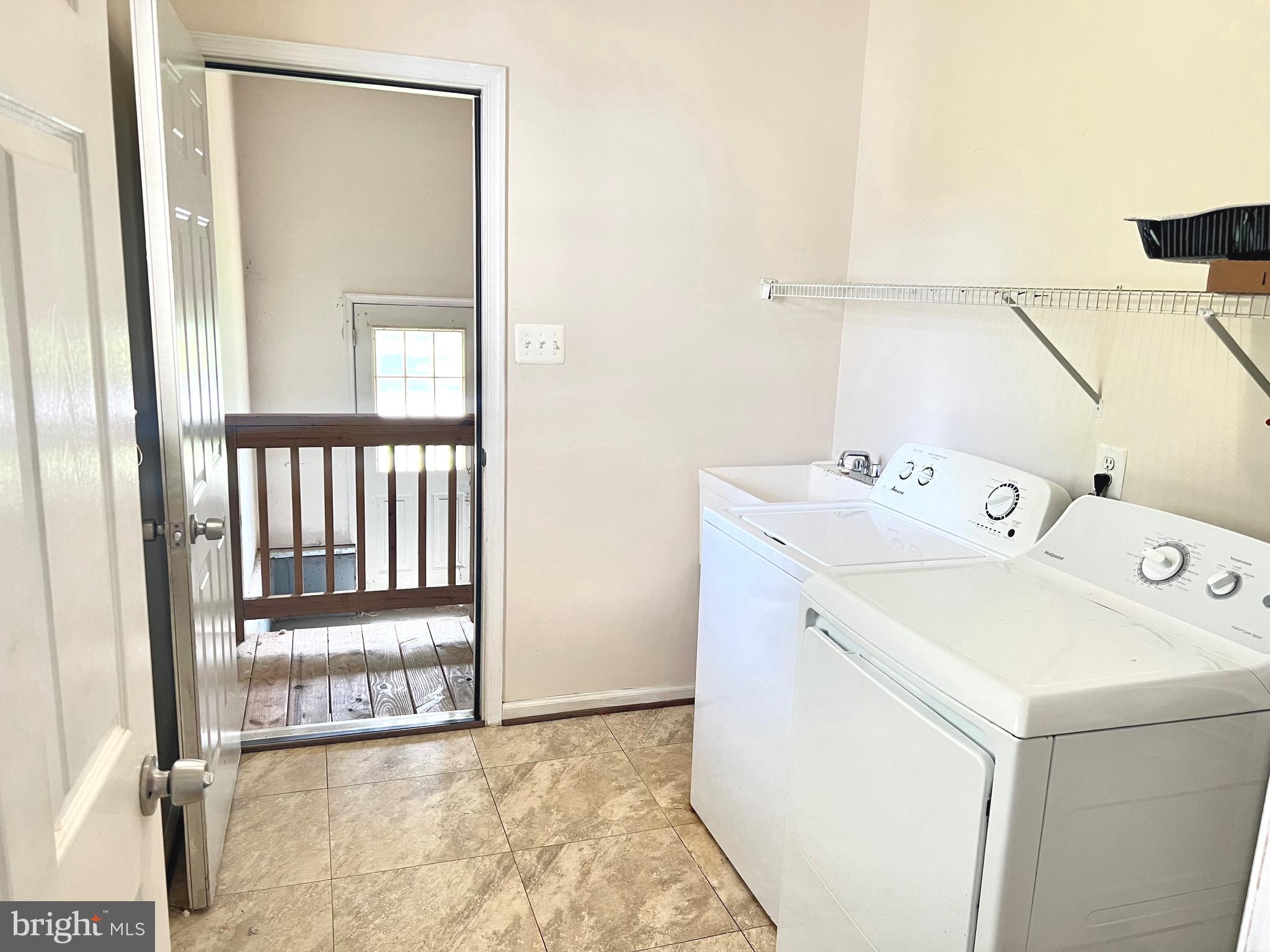 HAMILTON - Residential