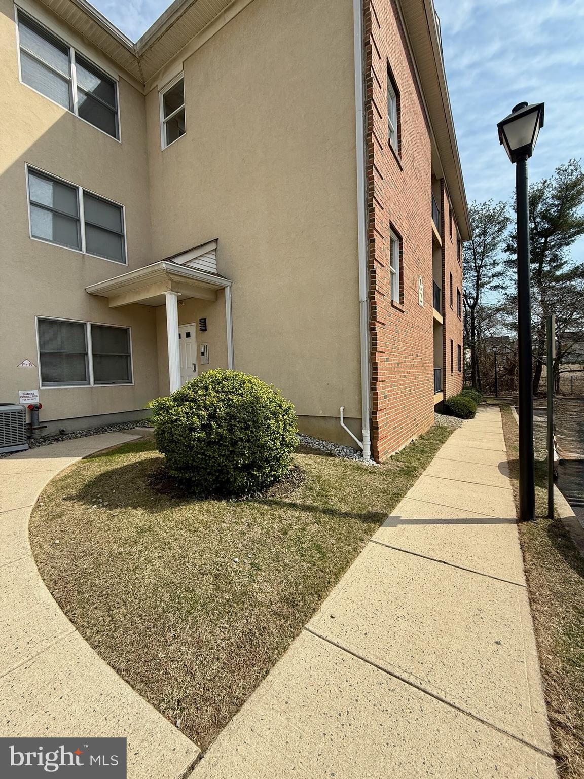 70 E PARK STREET 2-7