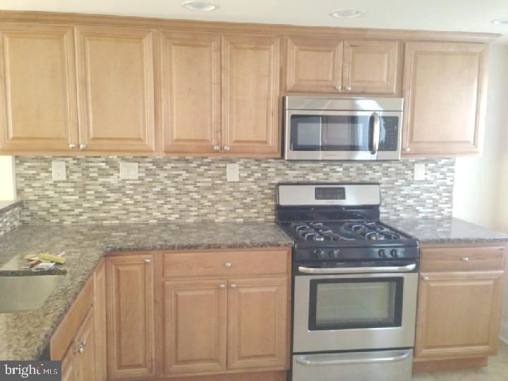 OLD CITY - Residential Lease