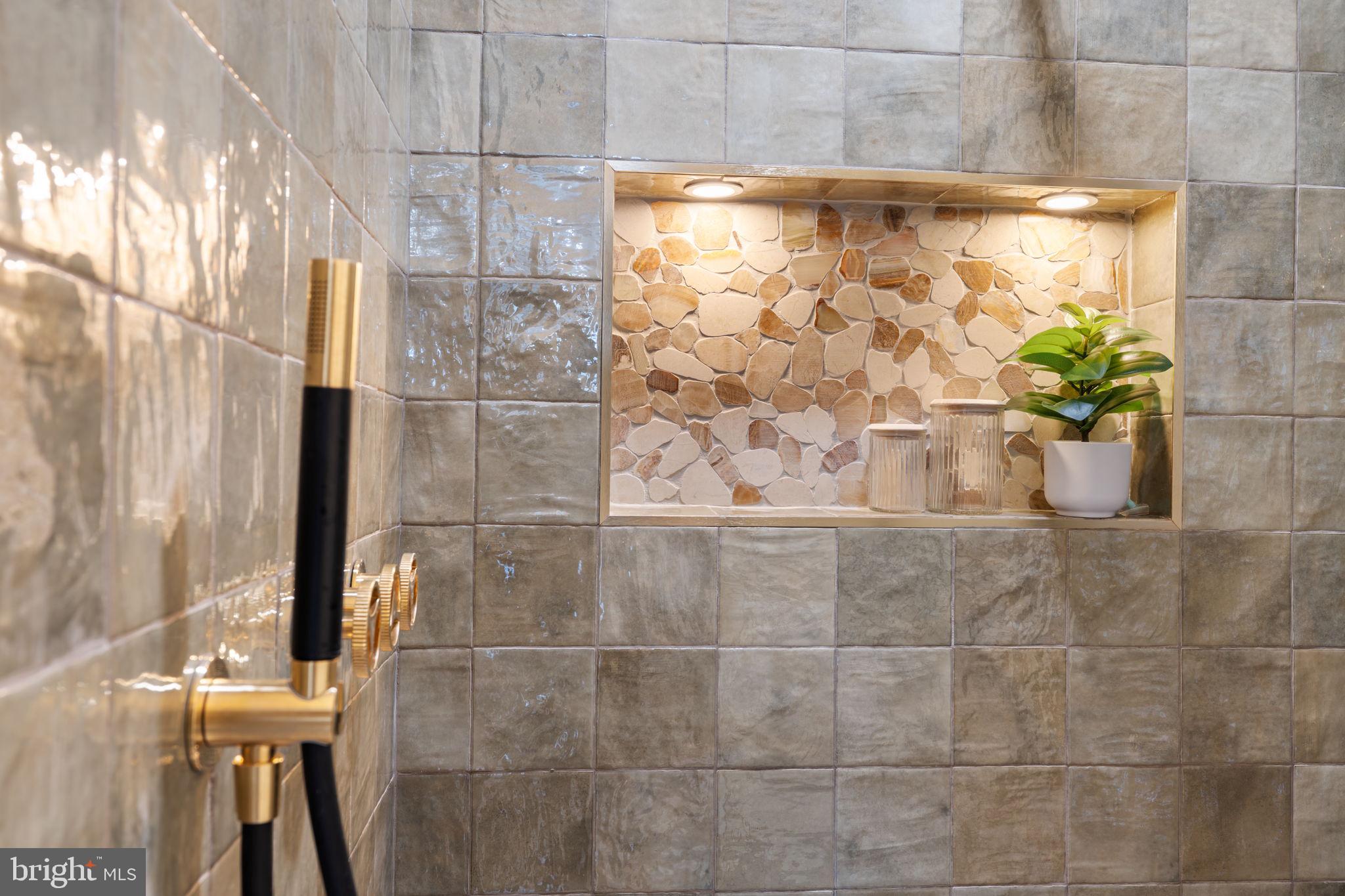 NEWBOLD - Residential