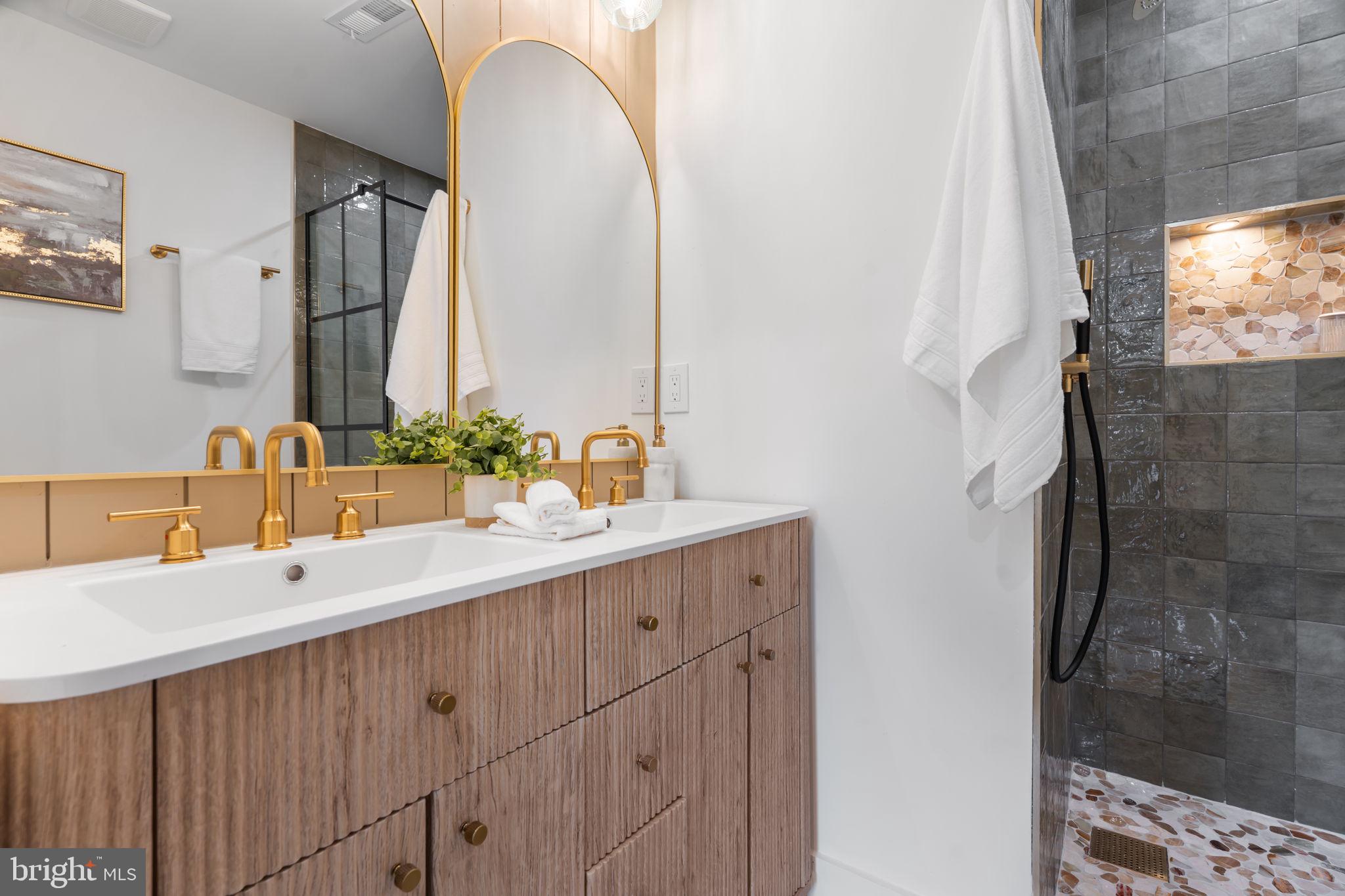 NEWBOLD - Residential