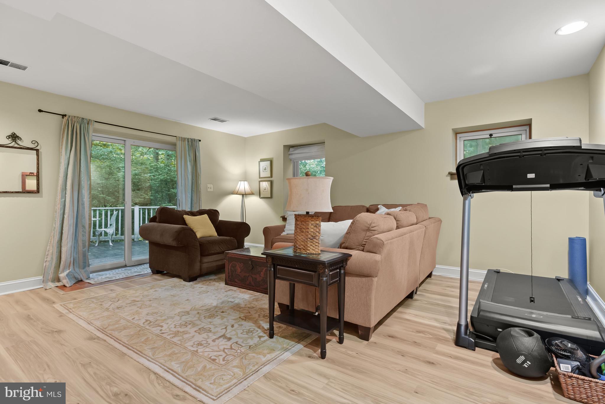 BETHANY WOODS - Residential