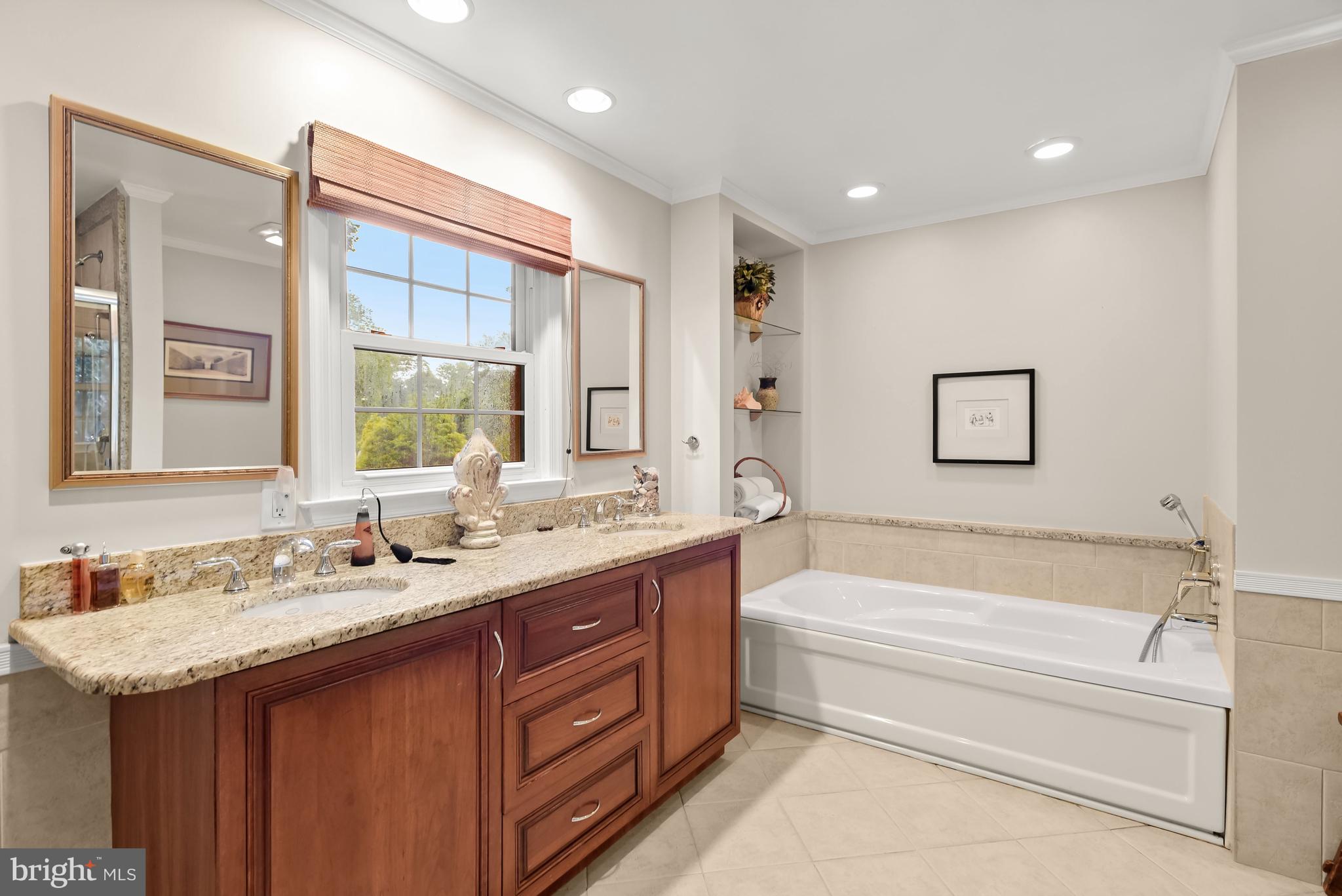 BETHANY WOODS - Residential