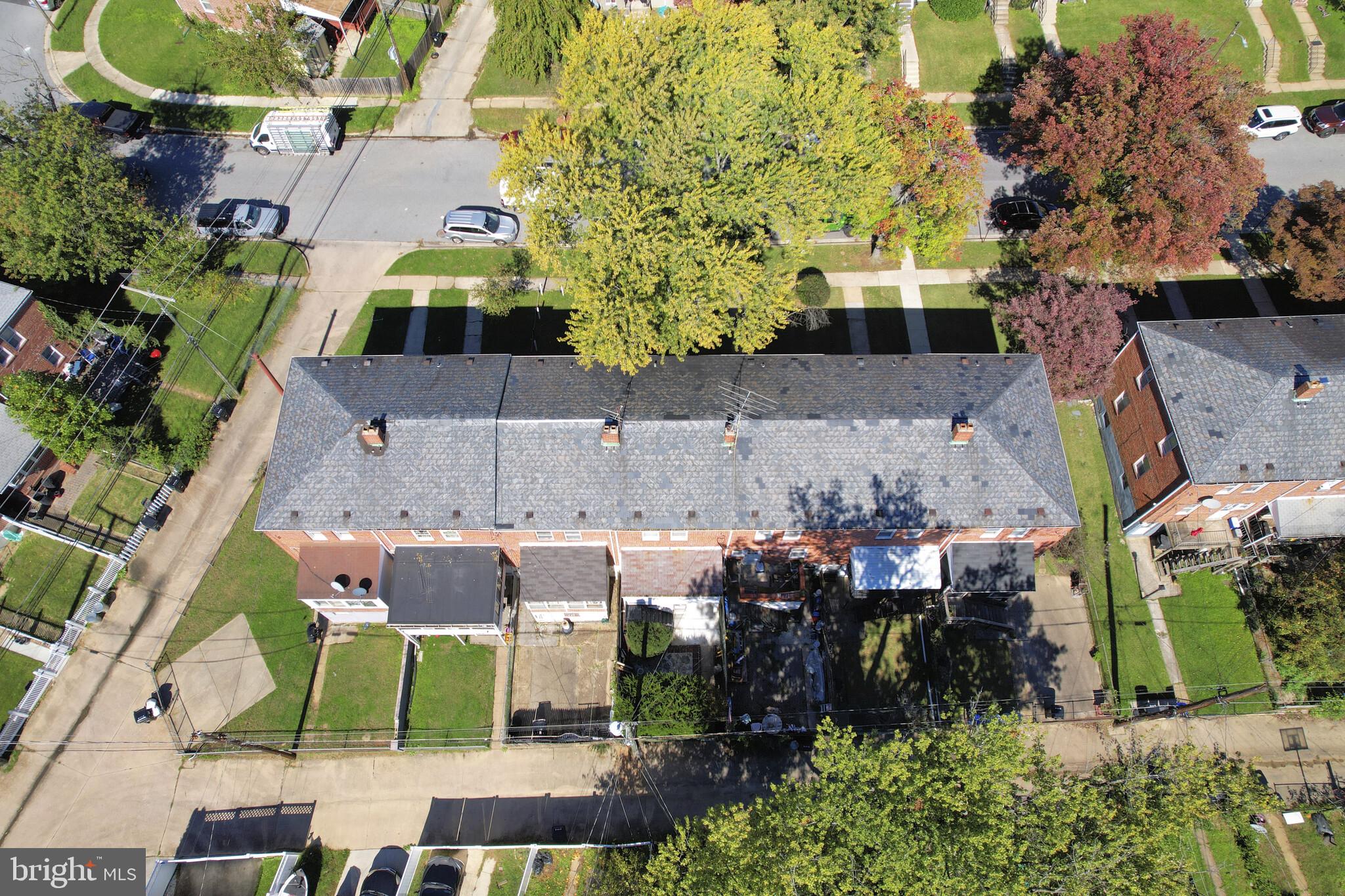 1713 RED OAK ROAD