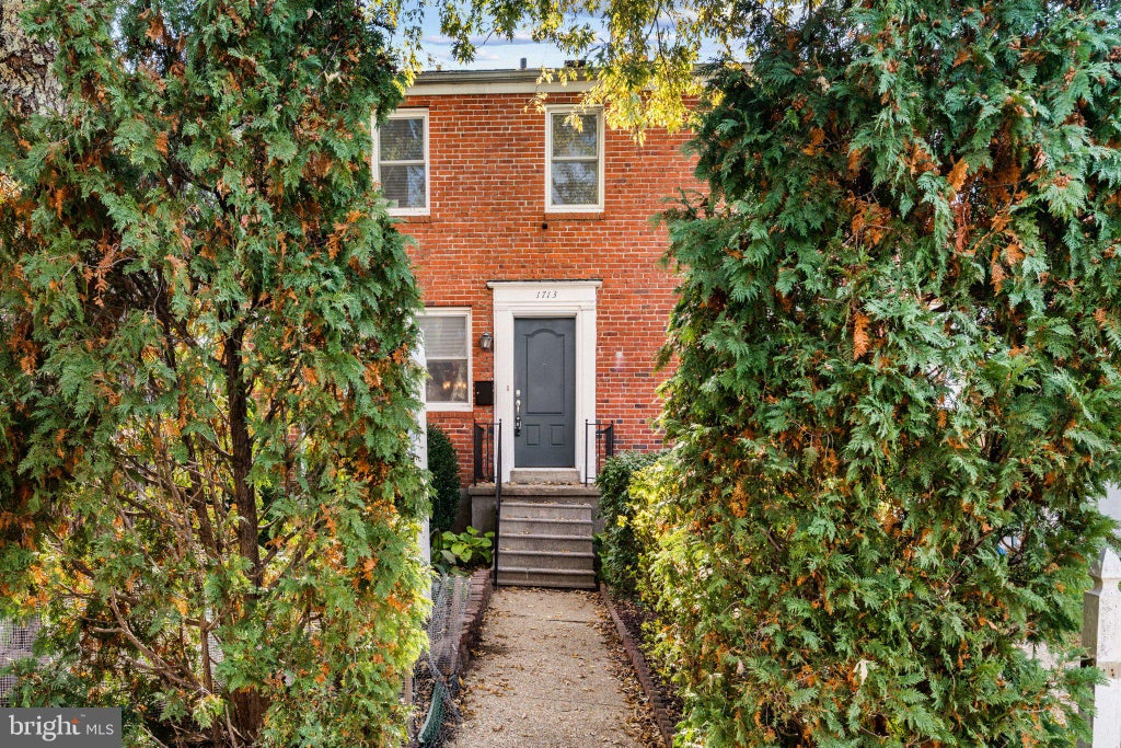 Photo of 1713 Red Oak Road, BALTIMORE, MD 21234 (MLS # MDBC2177760)
