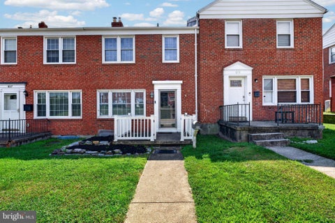 Townhouse For Sale - 855 Bosley Avenue<br/> Baltimore County, TOWSON, MD 21204