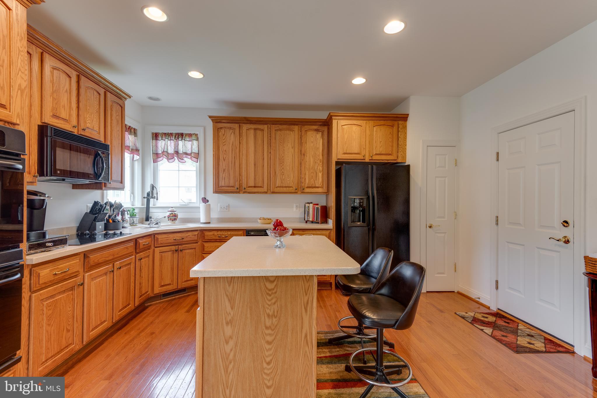 ACADEMY HILLS - Residential