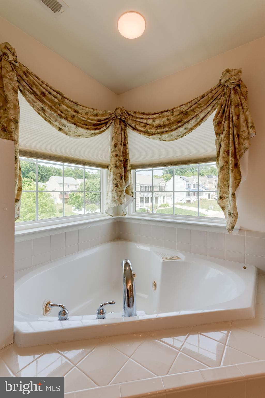 ACADEMY HILLS - Residential