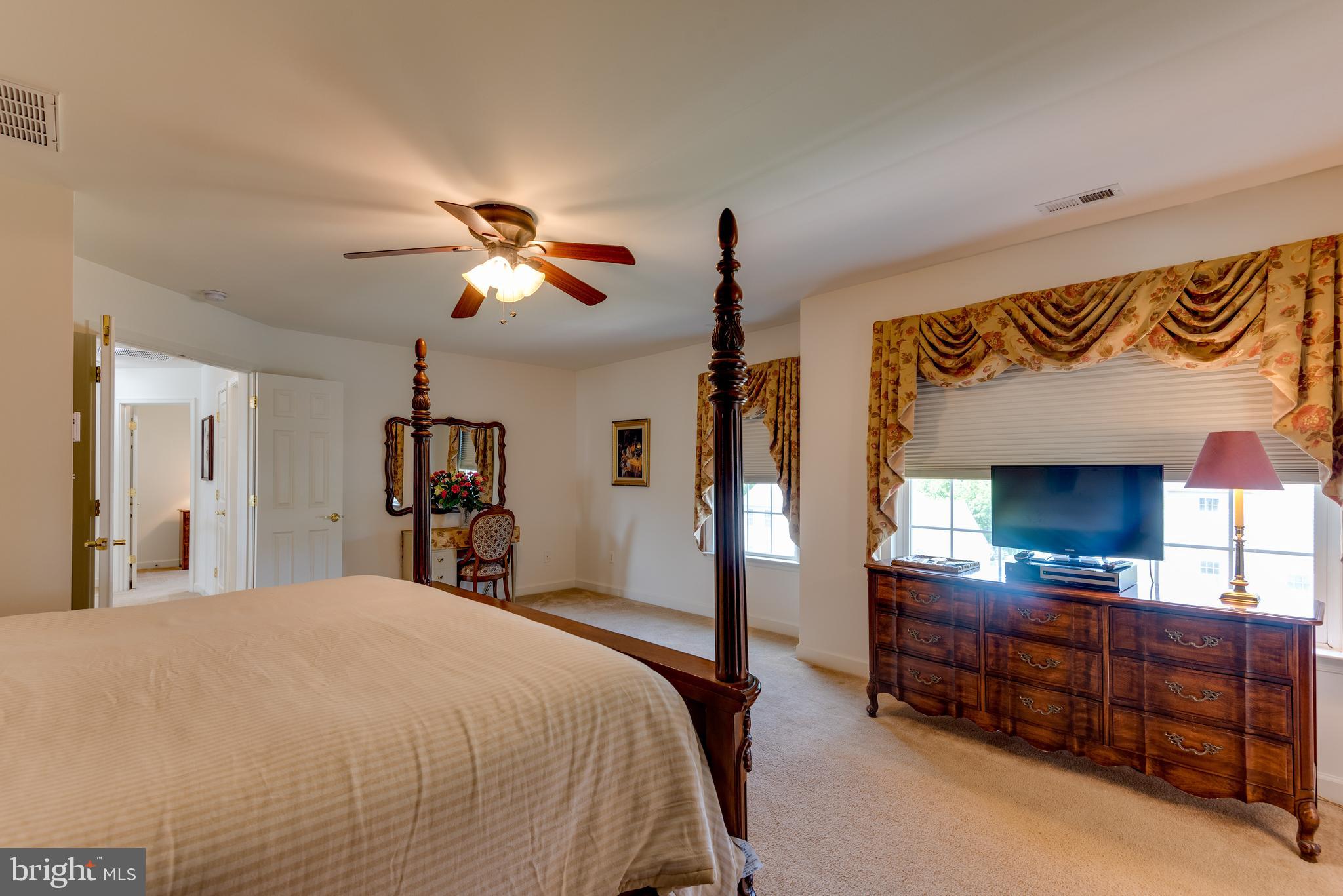 ACADEMY HILLS - Residential