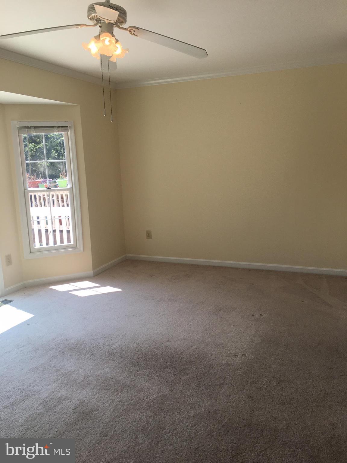 LAKE LINGANORE - Residential