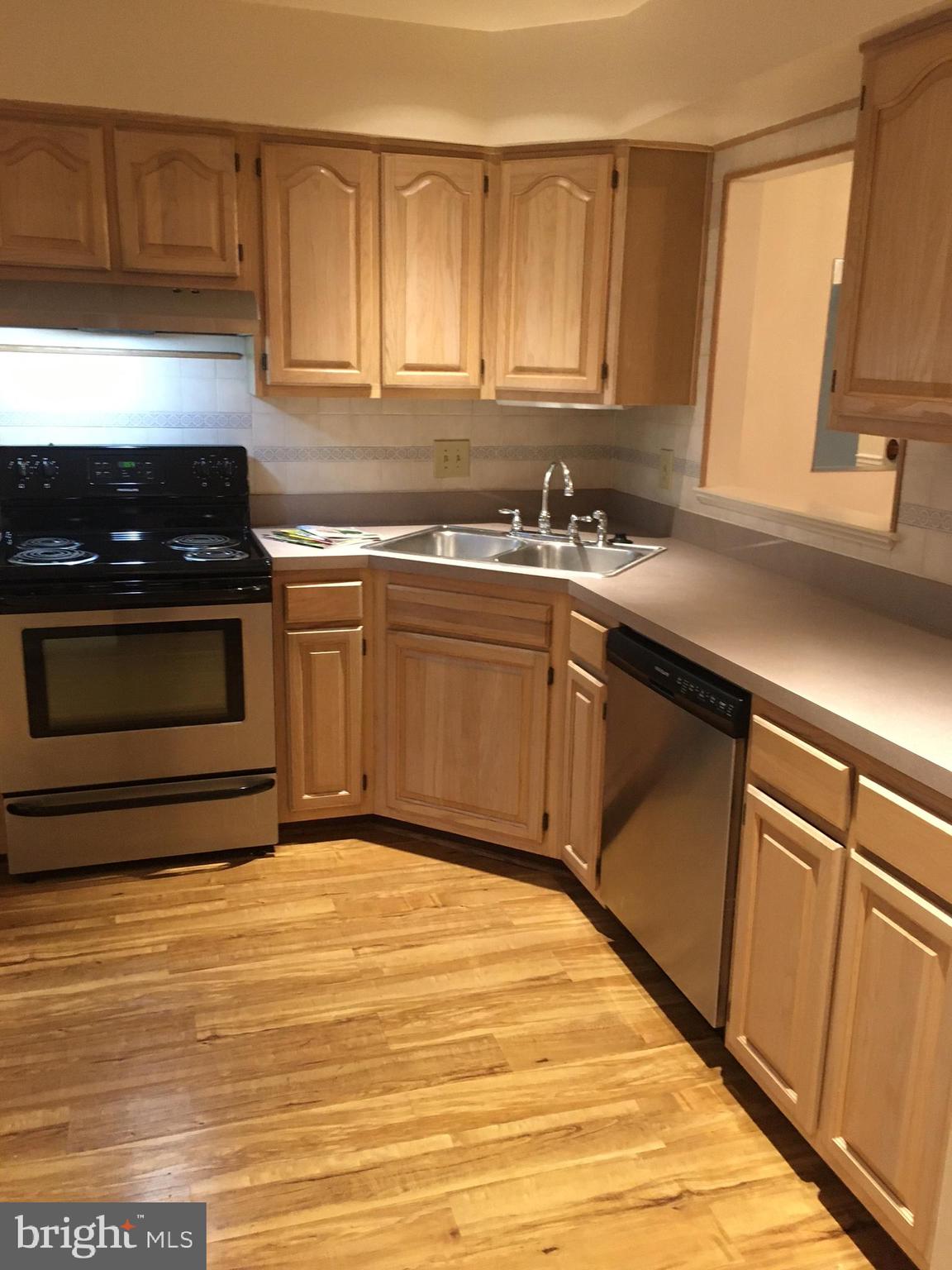 LAKE LINGANORE - Residential