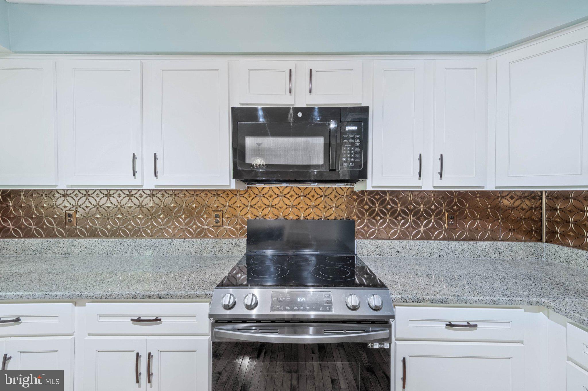 101 QUIET WATERS PLACE