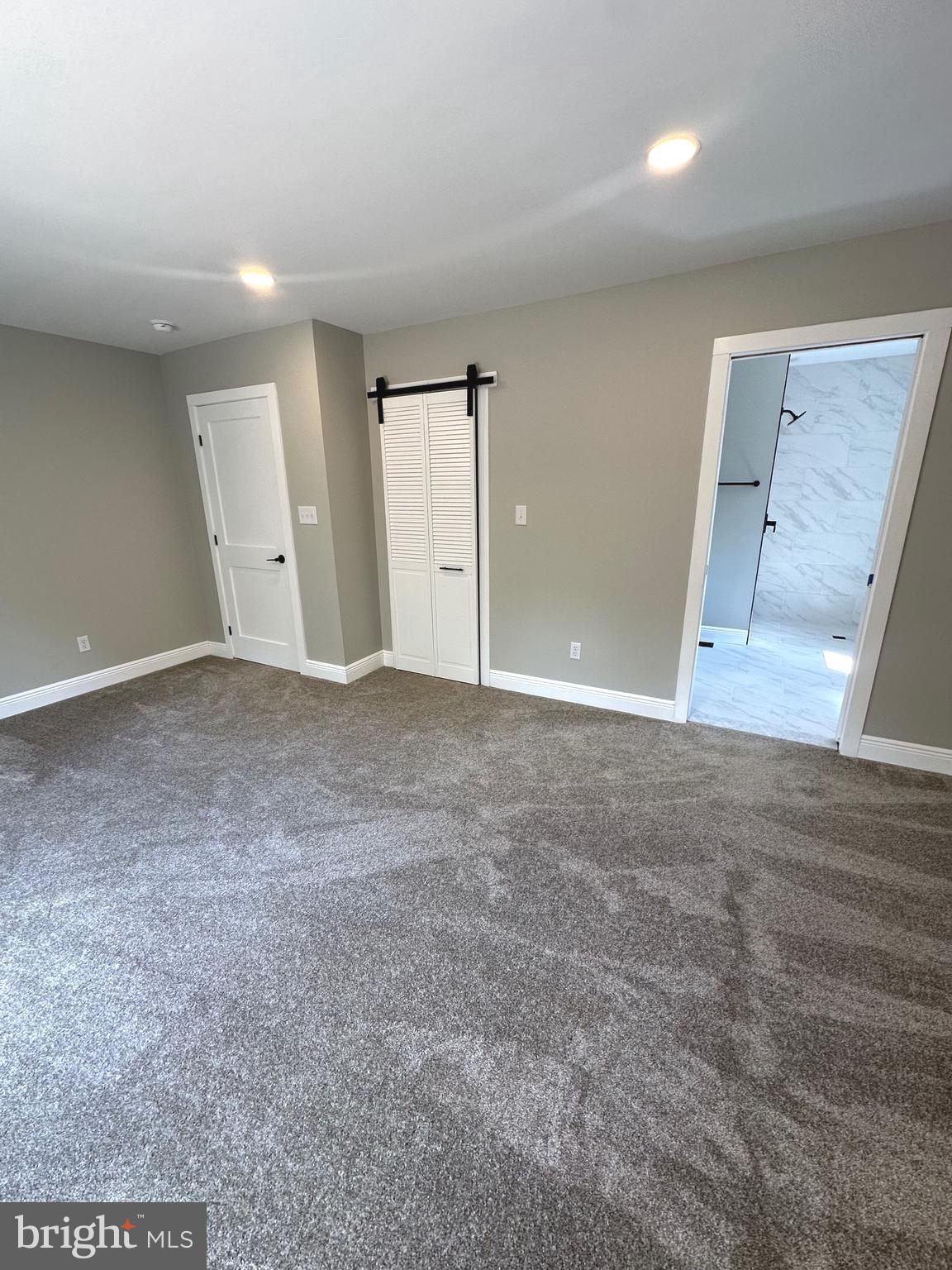 GREENWOODS - Residential