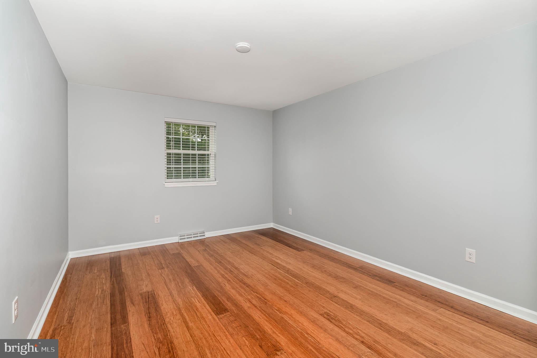 WILLOW RUN - Residential