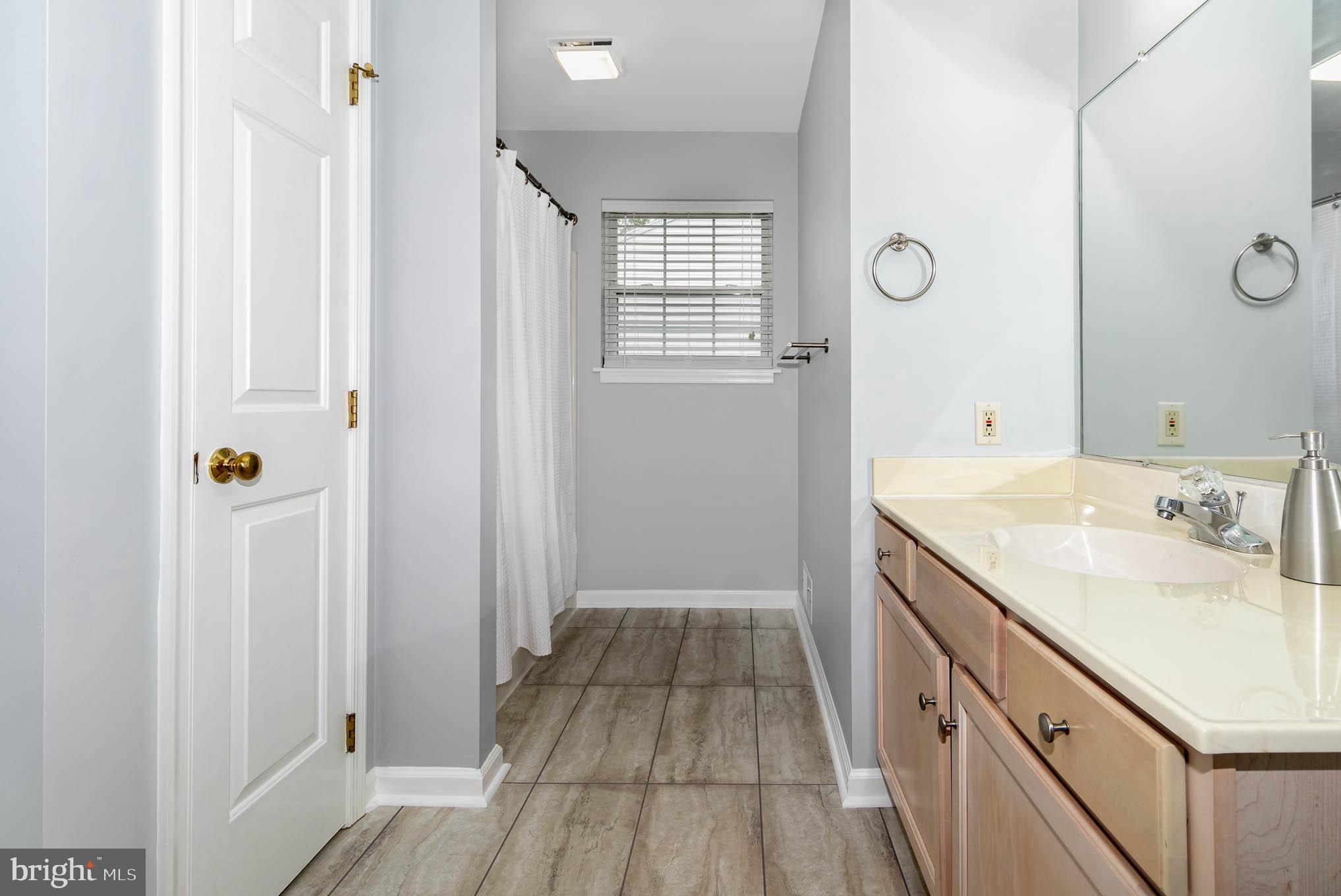 WILLOW RUN - Residential