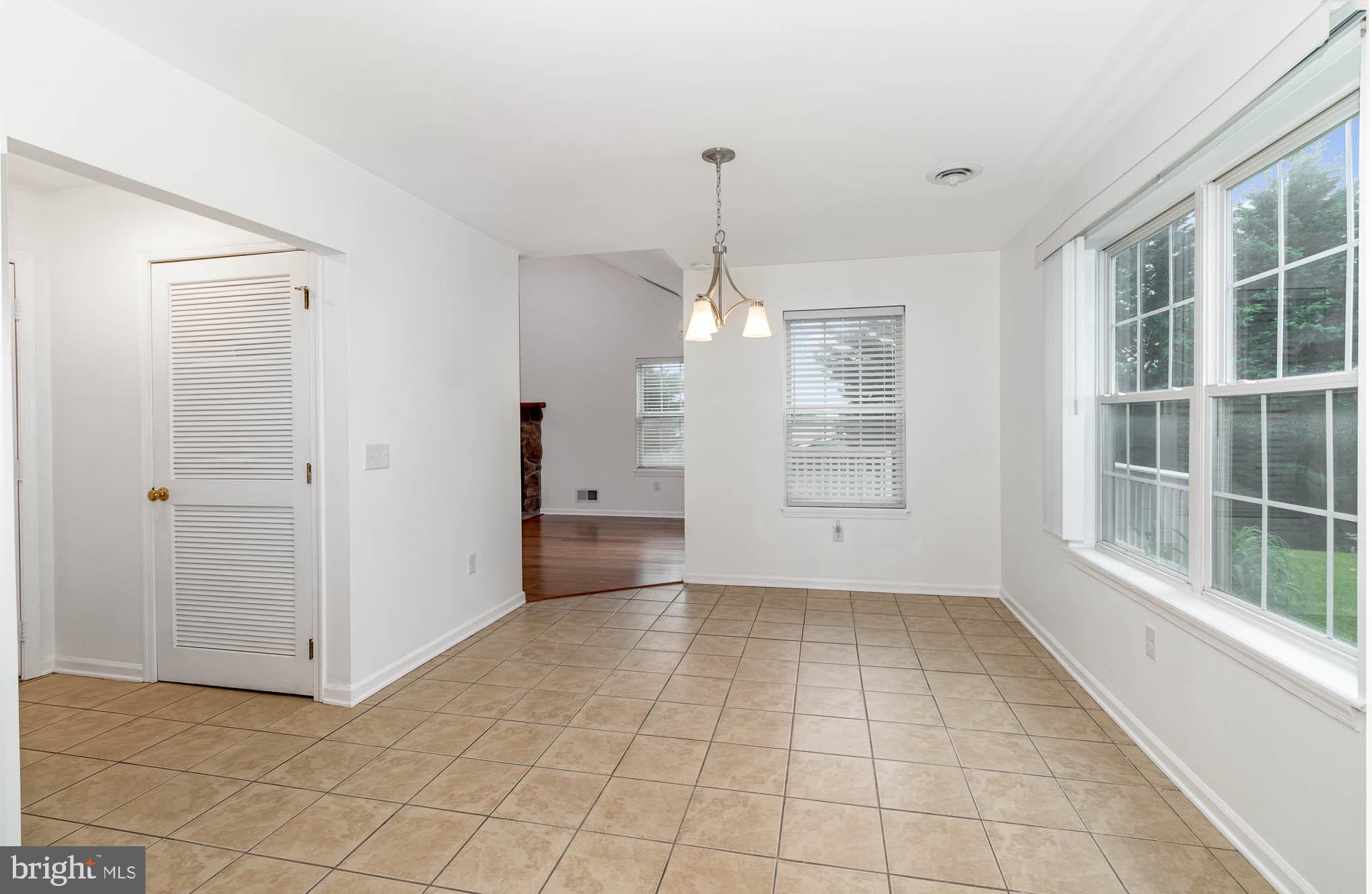 WILLOW RUN - Residential