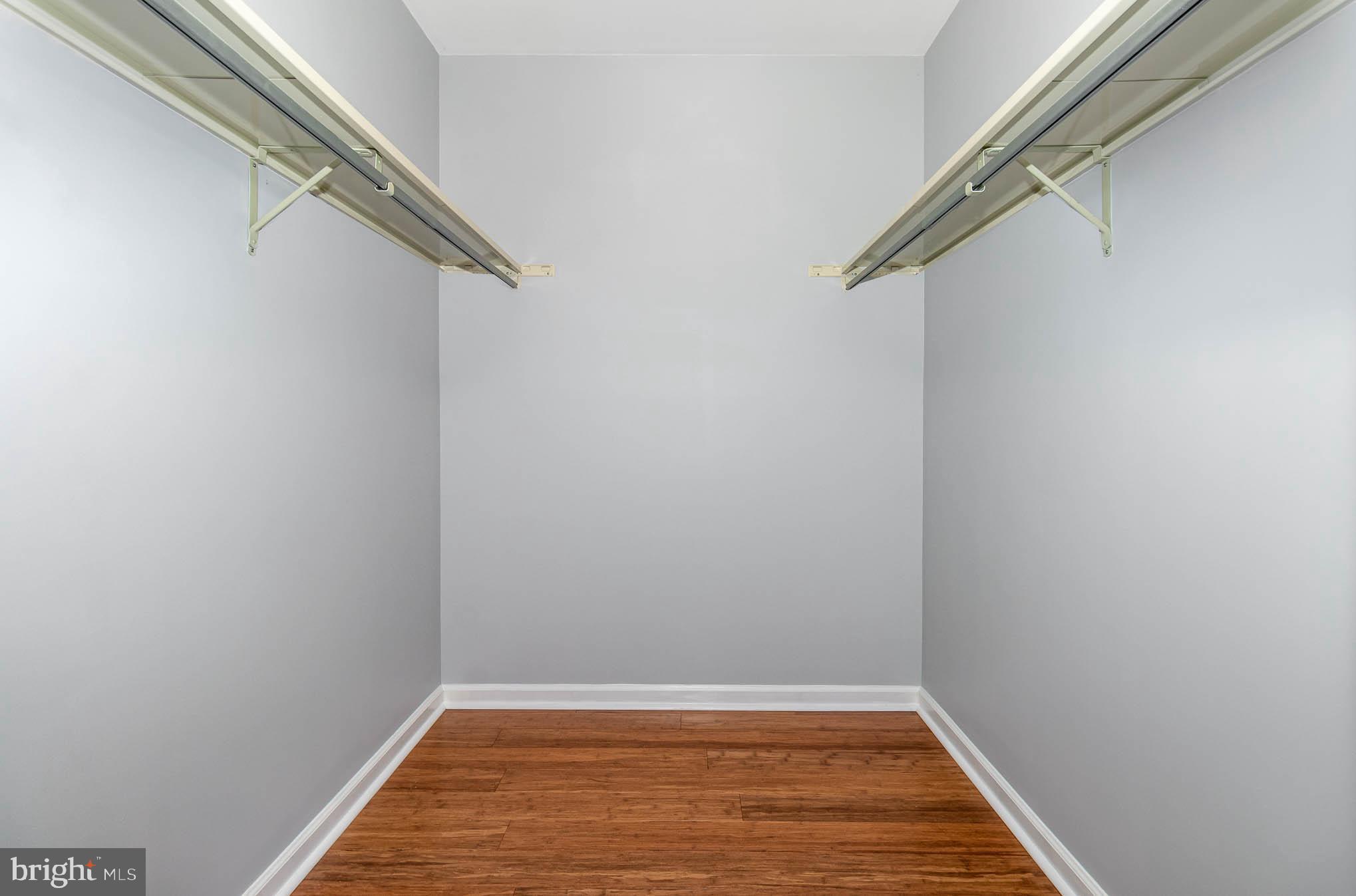 WILLOW RUN - Residential