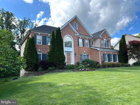 4718 VILLAGE DRIVE FAIRFAX VA 22030