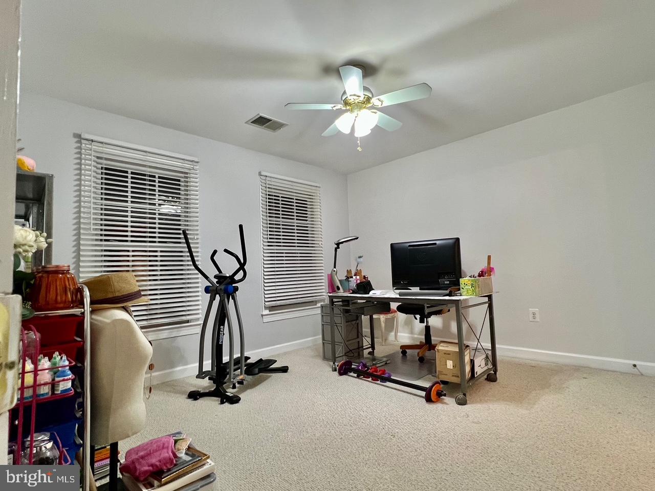 LEEHIGH VILLAGE - Residential