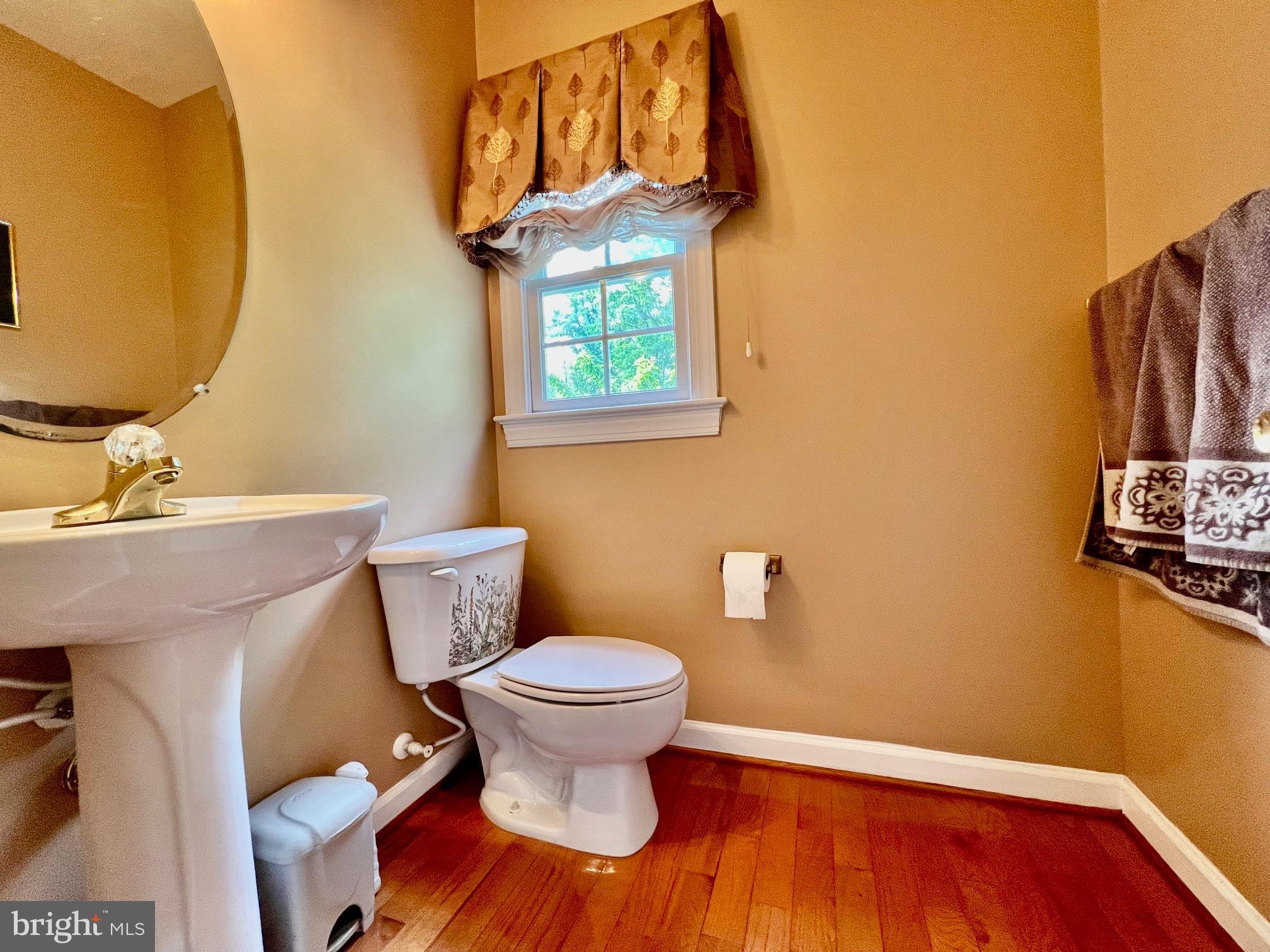 LEEHIGH VILLAGE - Residential