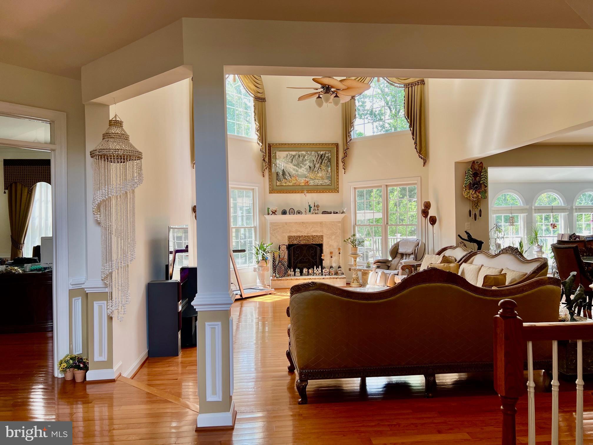 LEEHIGH VILLAGE - Residential