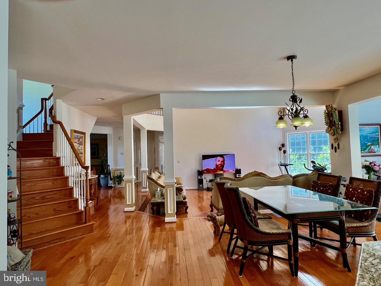 LEEHIGH VILLAGE - Residential