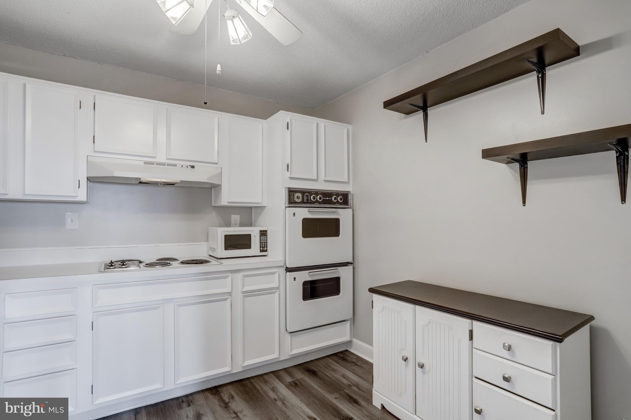 WATERGATE AT LANDMARK - Residential