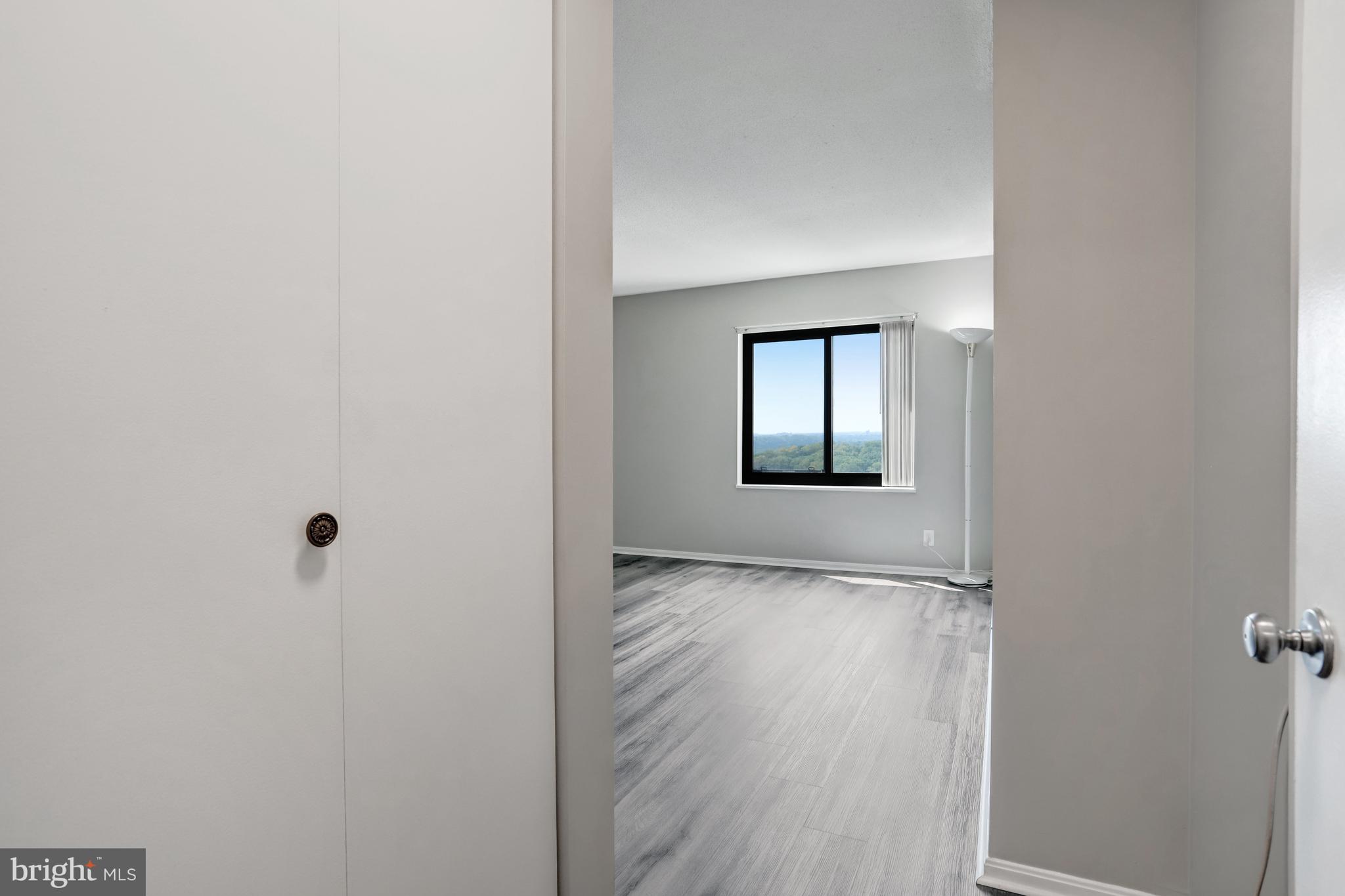 WATERGATE AT LANDMARK - Residential