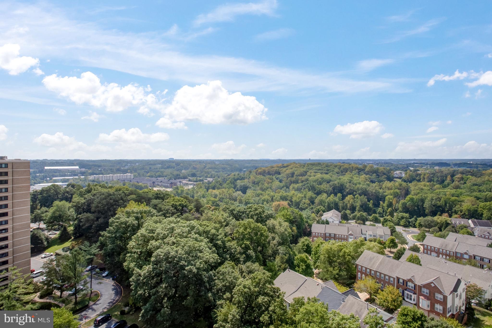 WATERGATE AT LANDMARK - Residential