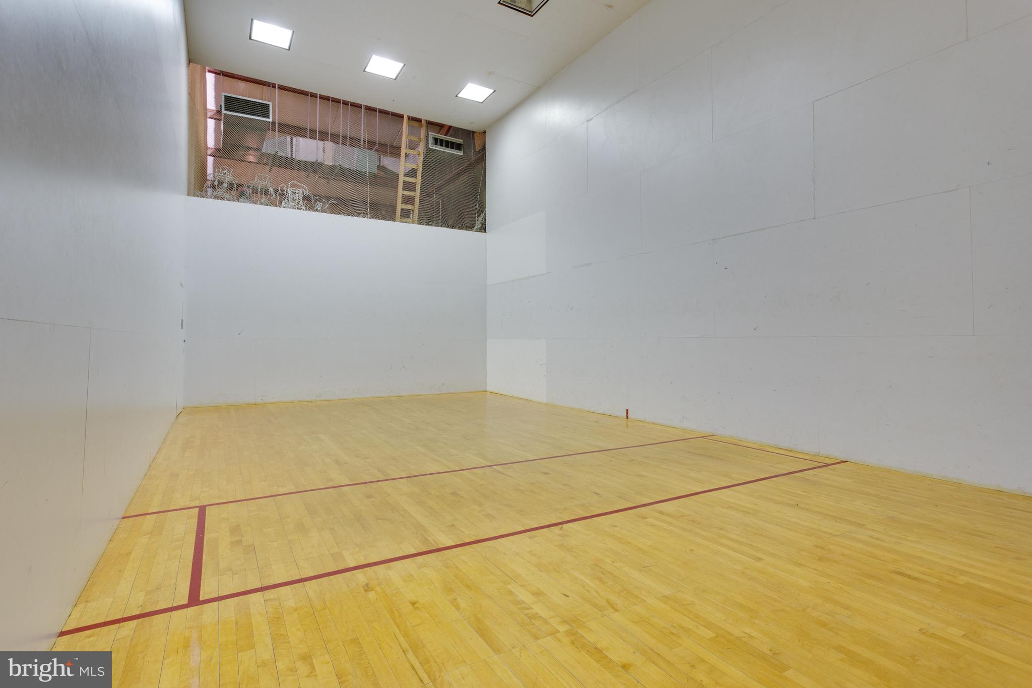 WATERGATE AT LANDMARK - Residential