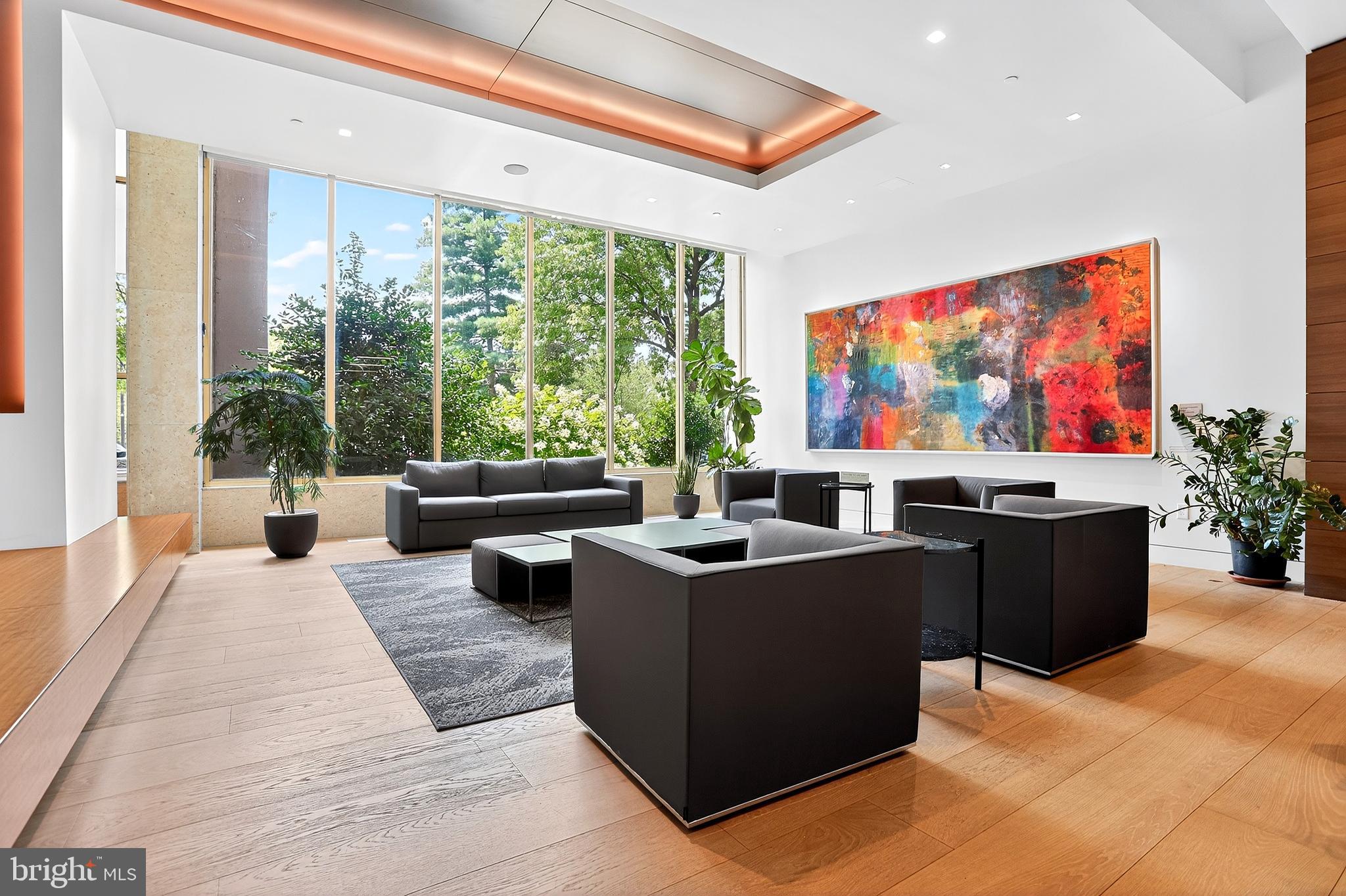 FAIRMOUNT - Residential