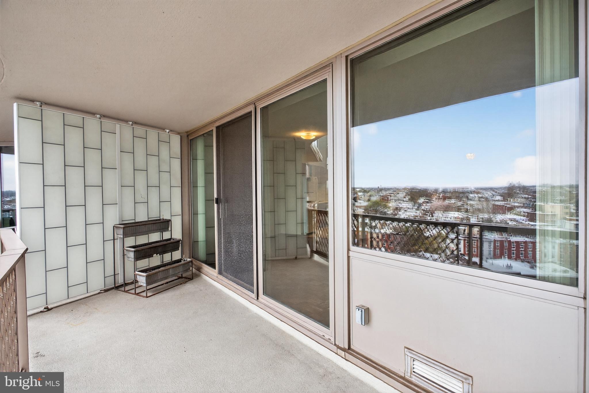 FAIRMOUNT - Residential