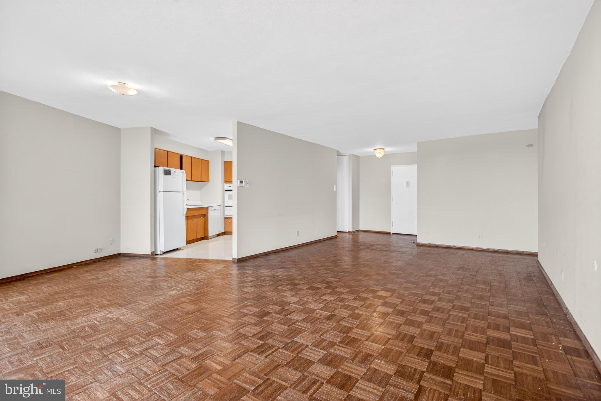 FAIRMOUNT - Residential