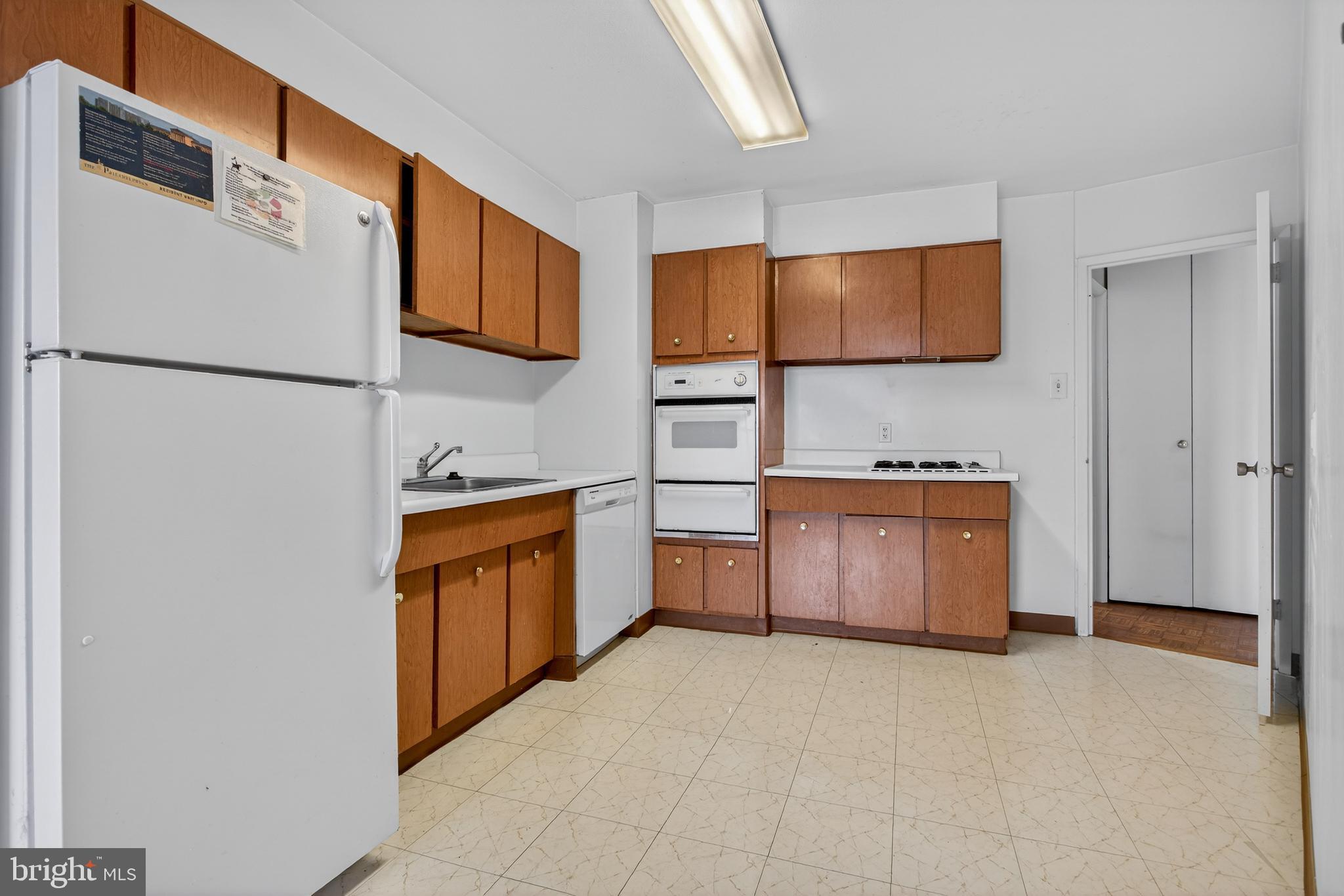 FAIRMOUNT - Residential