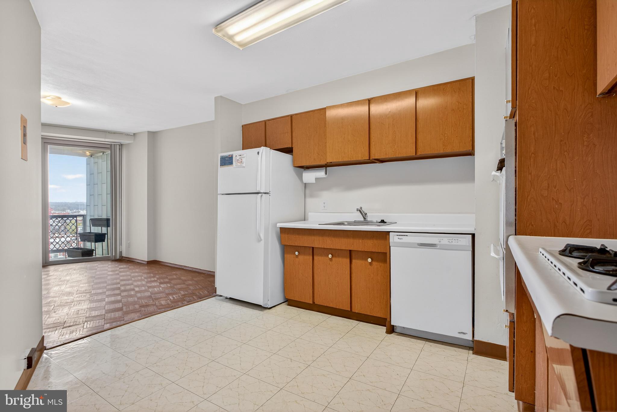 FAIRMOUNT - Residential