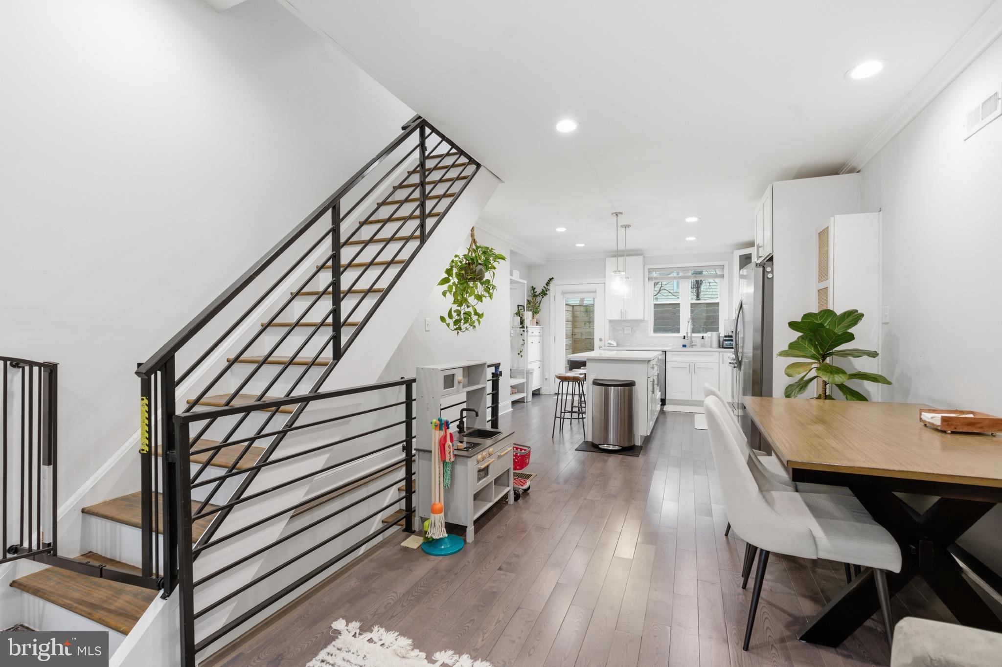 GRAYS FERRY - Residential