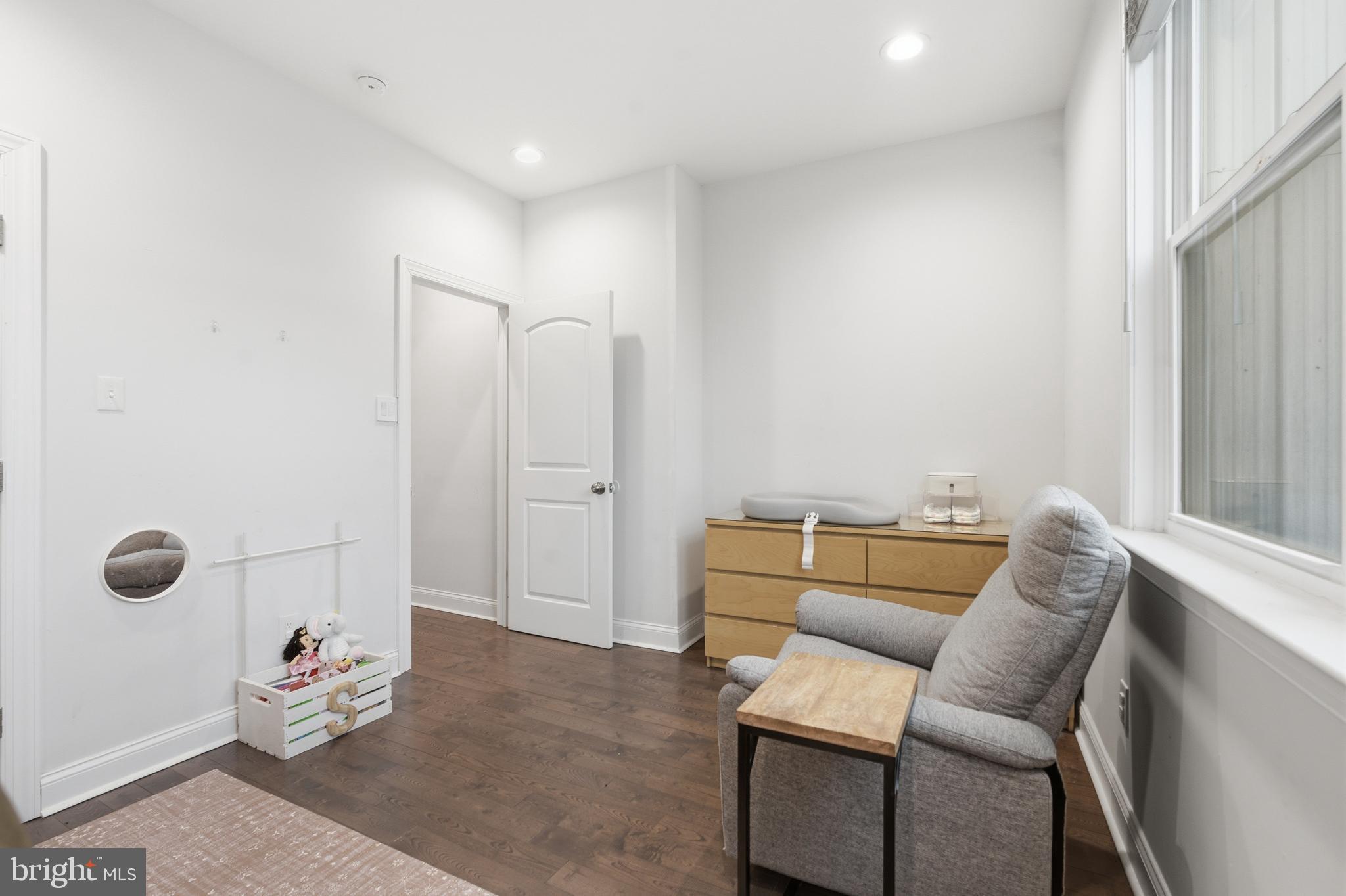 GRAYS FERRY - Residential