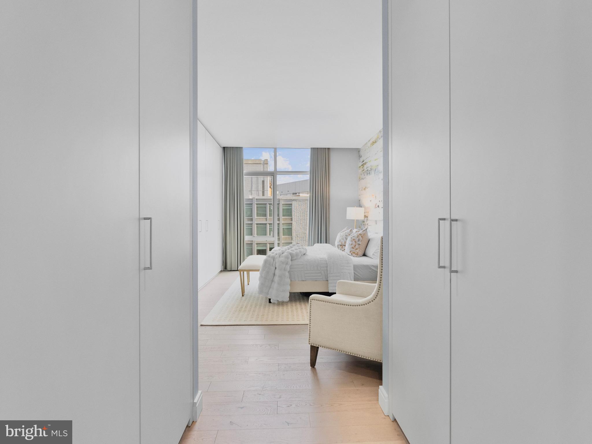 WEST END - Residential