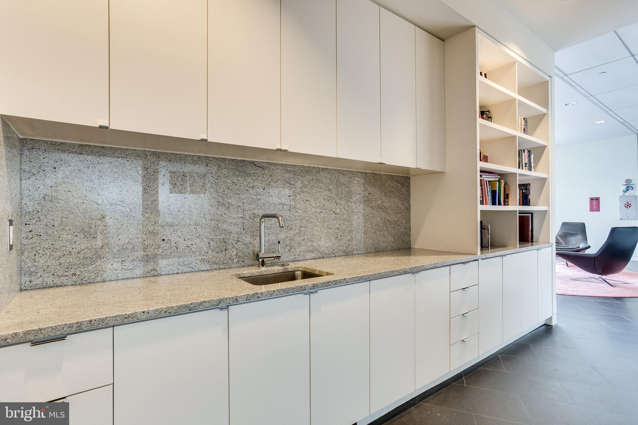 WEST END - Residential