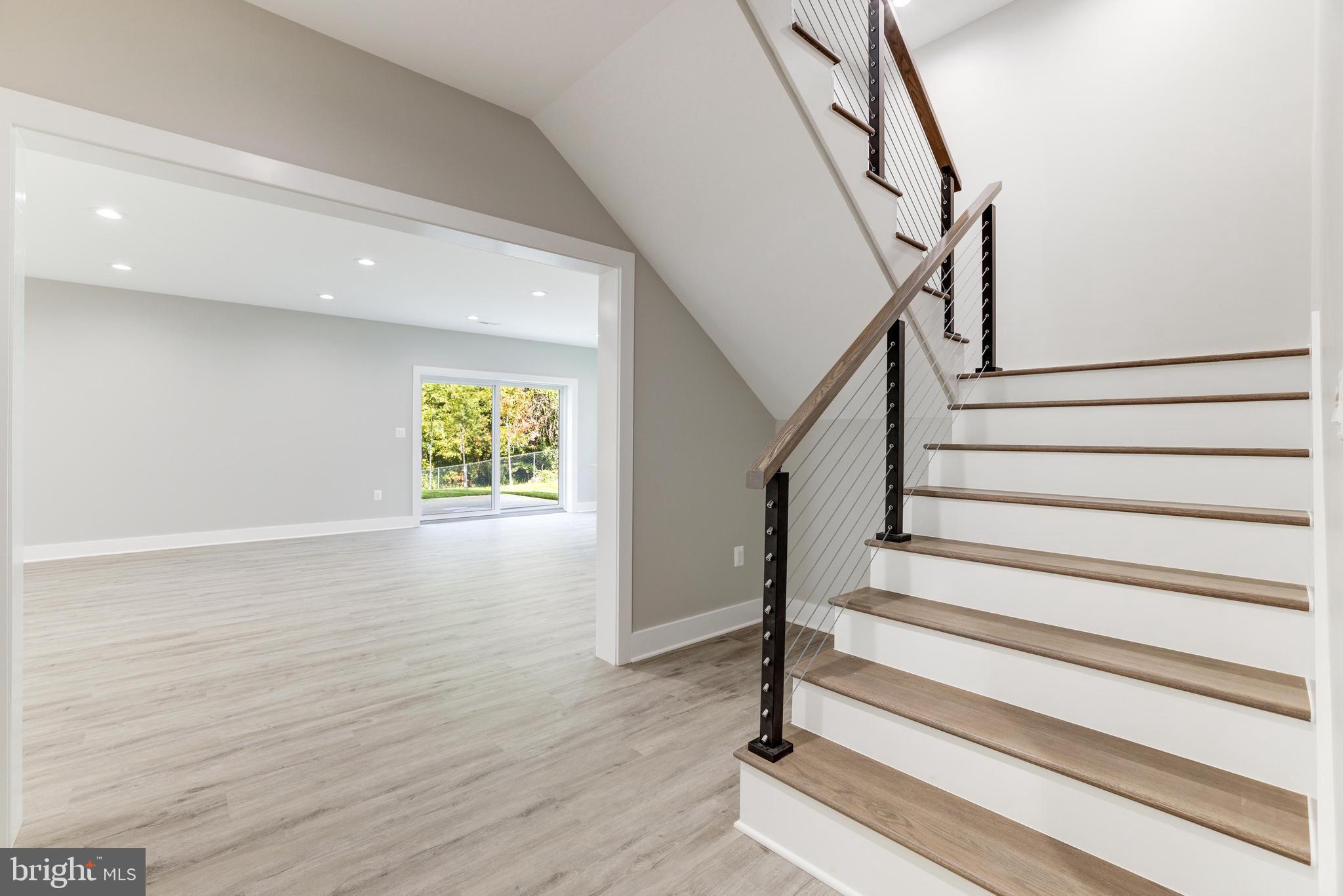 PIMMIT HILLS - Residential