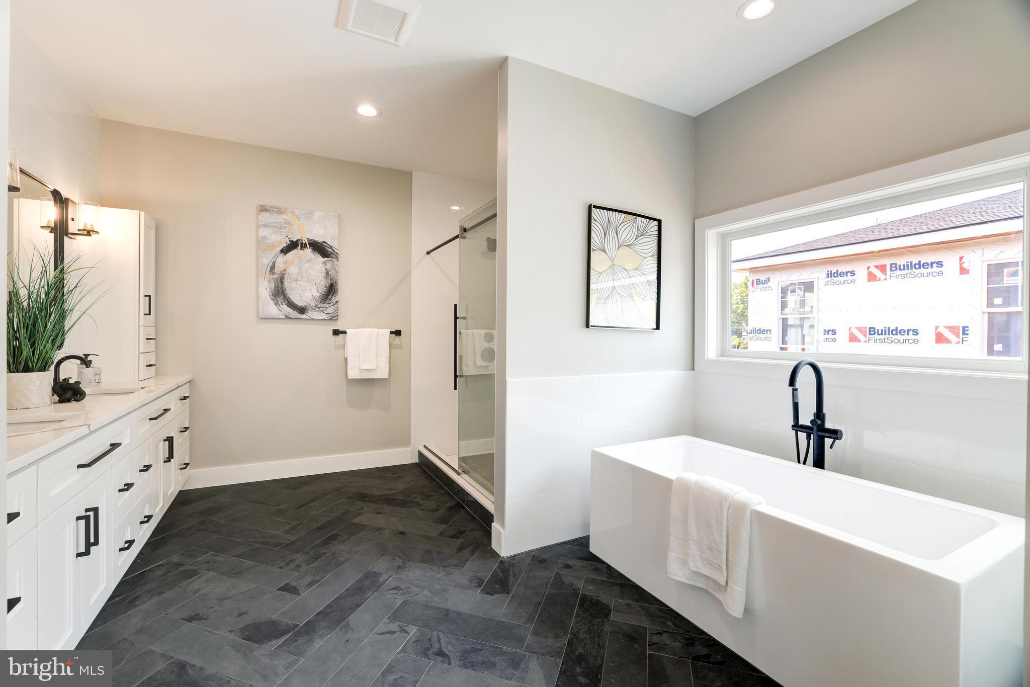 PIMMIT HILLS - Residential