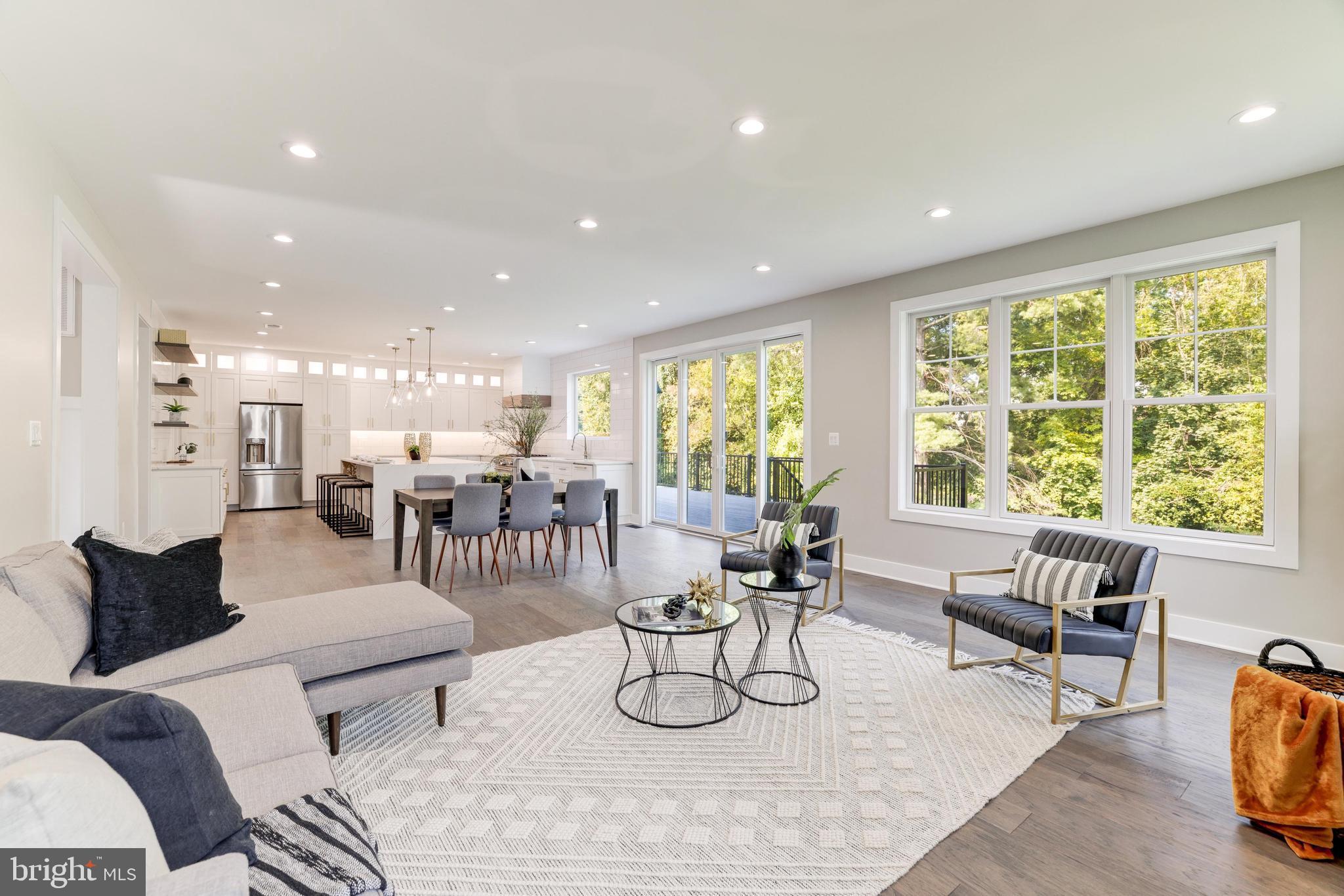 PIMMIT HILLS - Residential