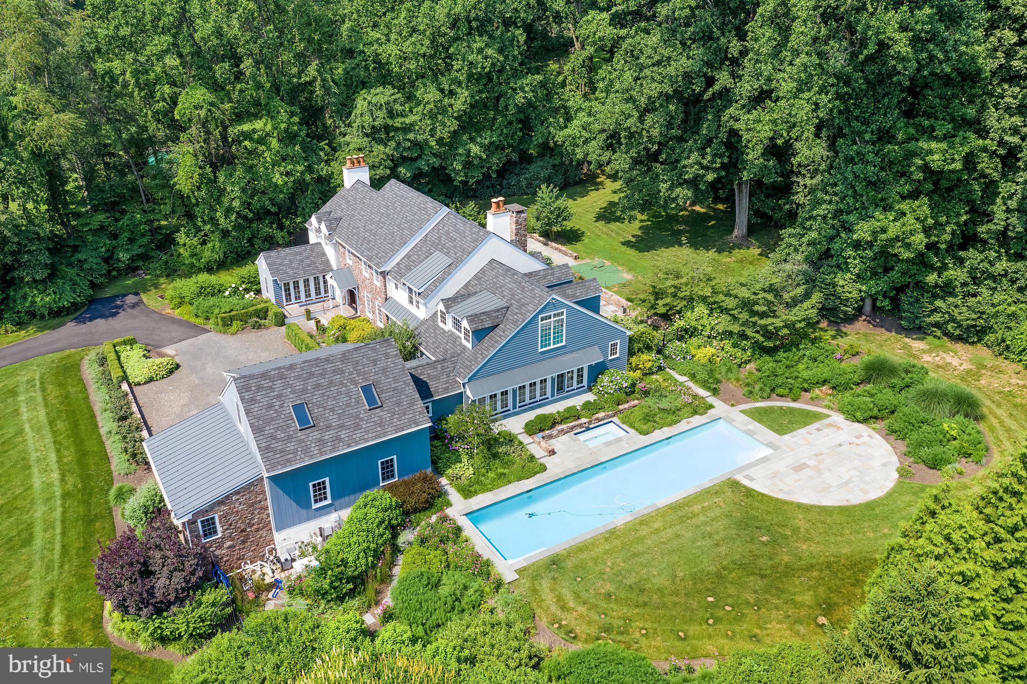 HAWK RIDGE - Residential