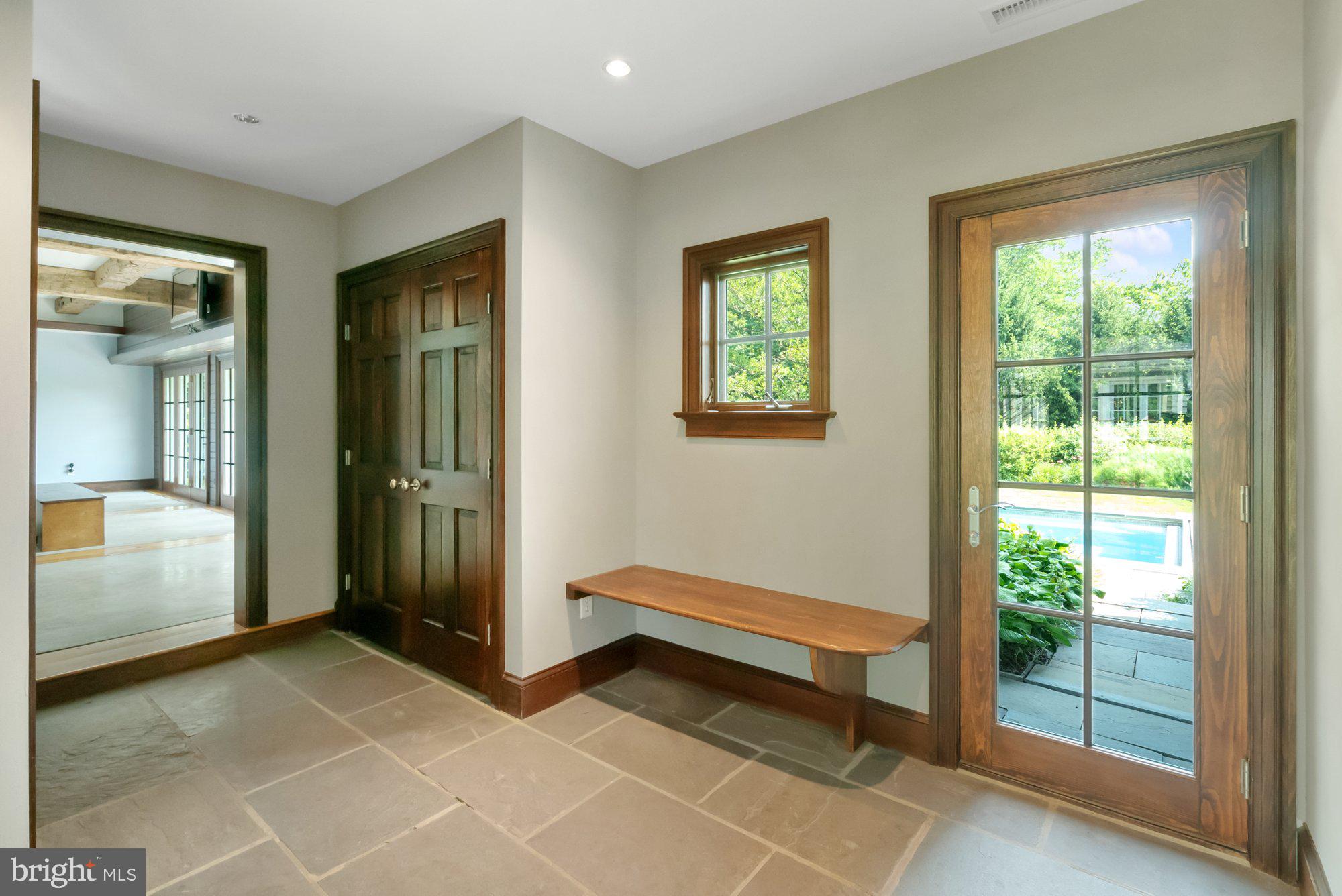 HAWK RIDGE - Residential