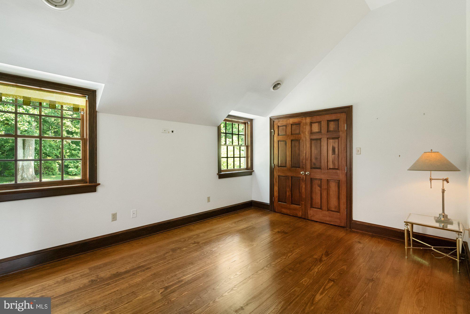 HAWK RIDGE - Residential