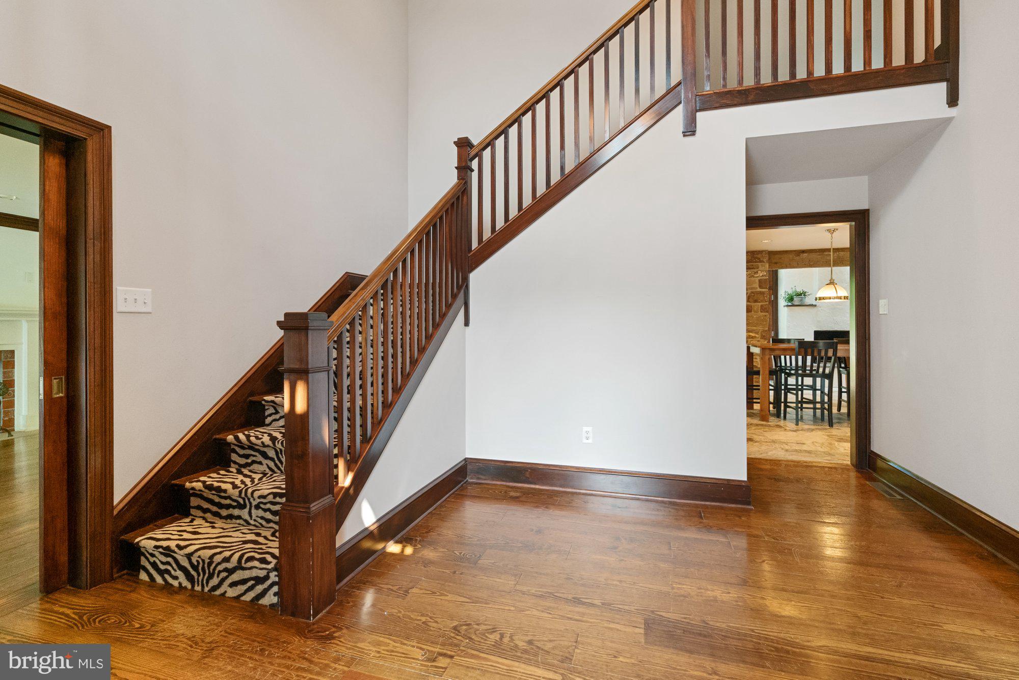 HAWK RIDGE - Residential
