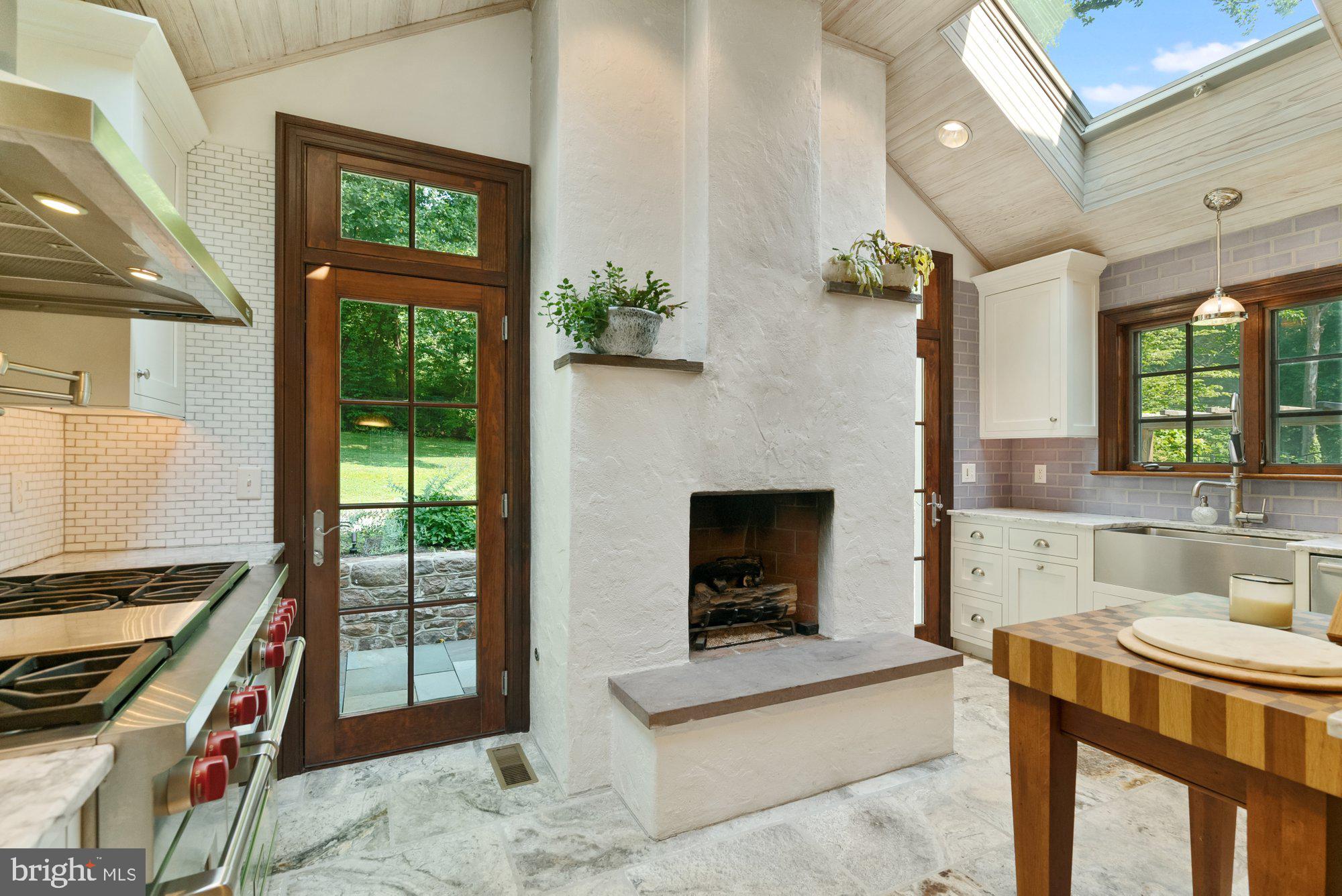 HAWK RIDGE - Residential
