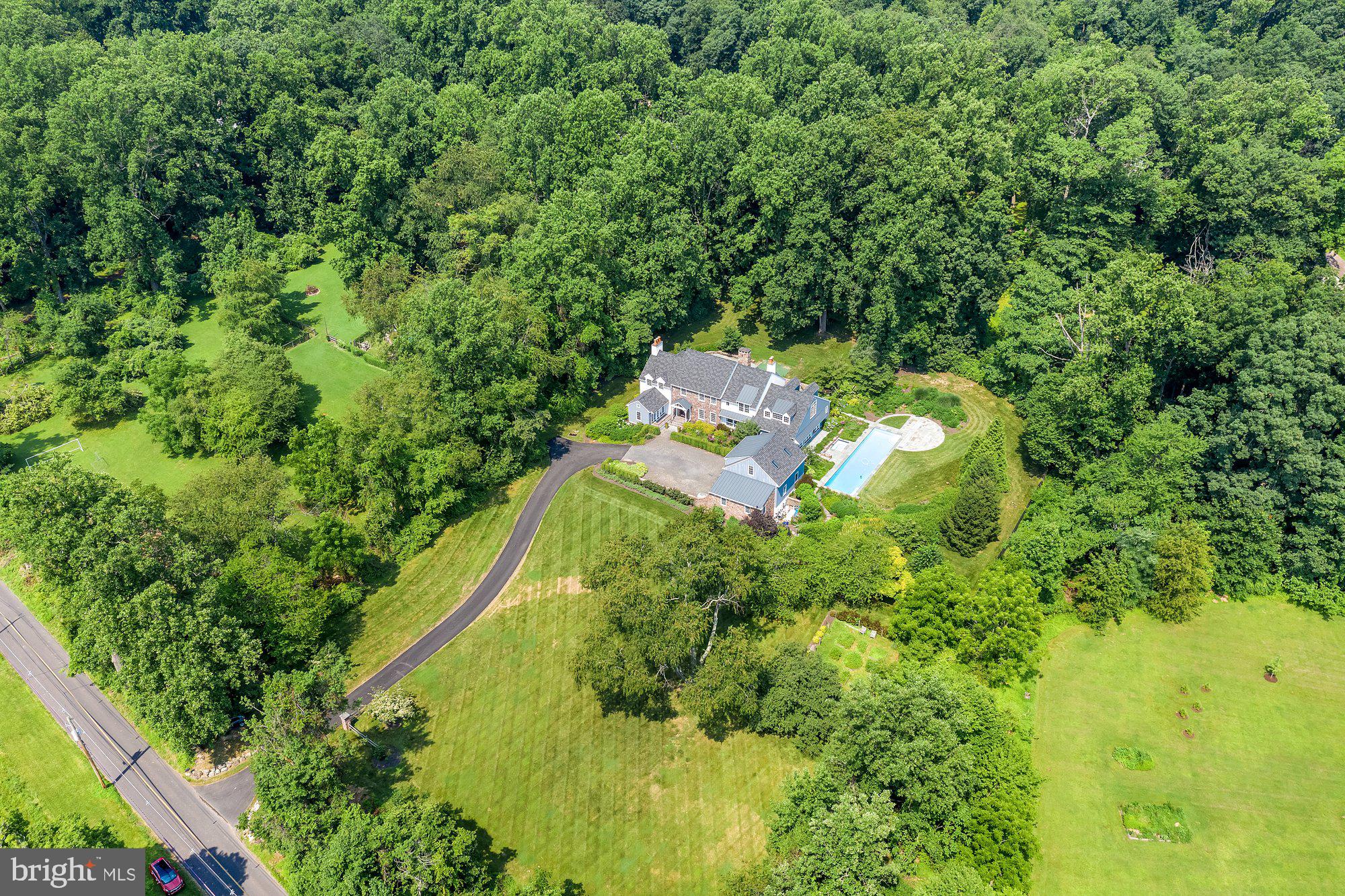 HAWK RIDGE - Residential